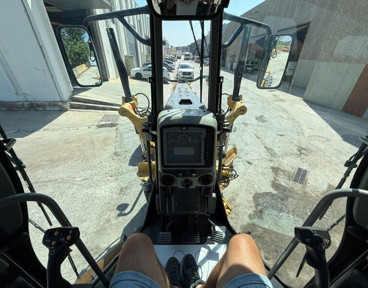 CATERPILLAR  12M3 AWD ***REGISTERED***